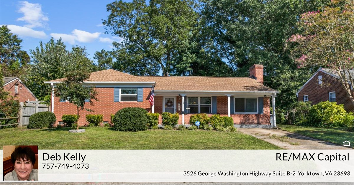 12 Plantation Dr, Hampton, VA 23669